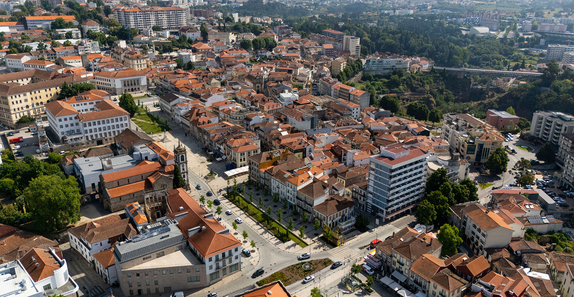 VILA REAL REFORÇA SEGURANÇA URBANA COM INSTALAÇÃO DE SISTEMA DE VIDEOVIGILÂNCIA